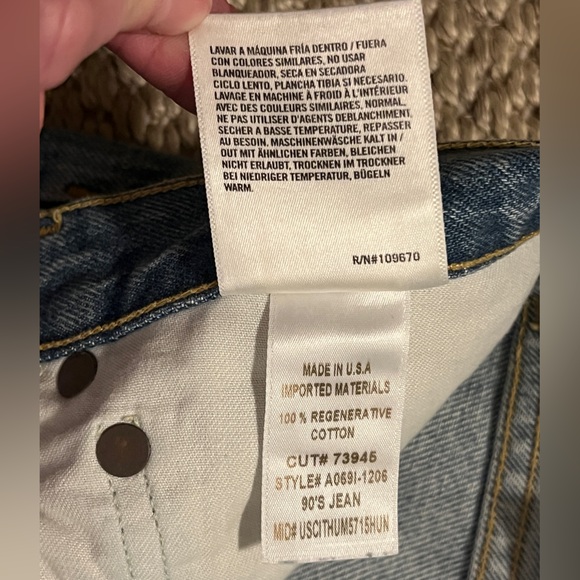 Agolde 90's Mid Rise Loose Fit Straight Jeans in ‘Threadbare’ | Size 29 - Picture 11 of 13